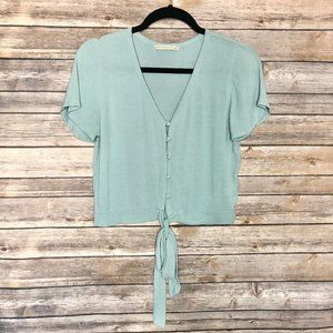 ACTIVE USA Light Blue Crop Top w/ Tie. S.